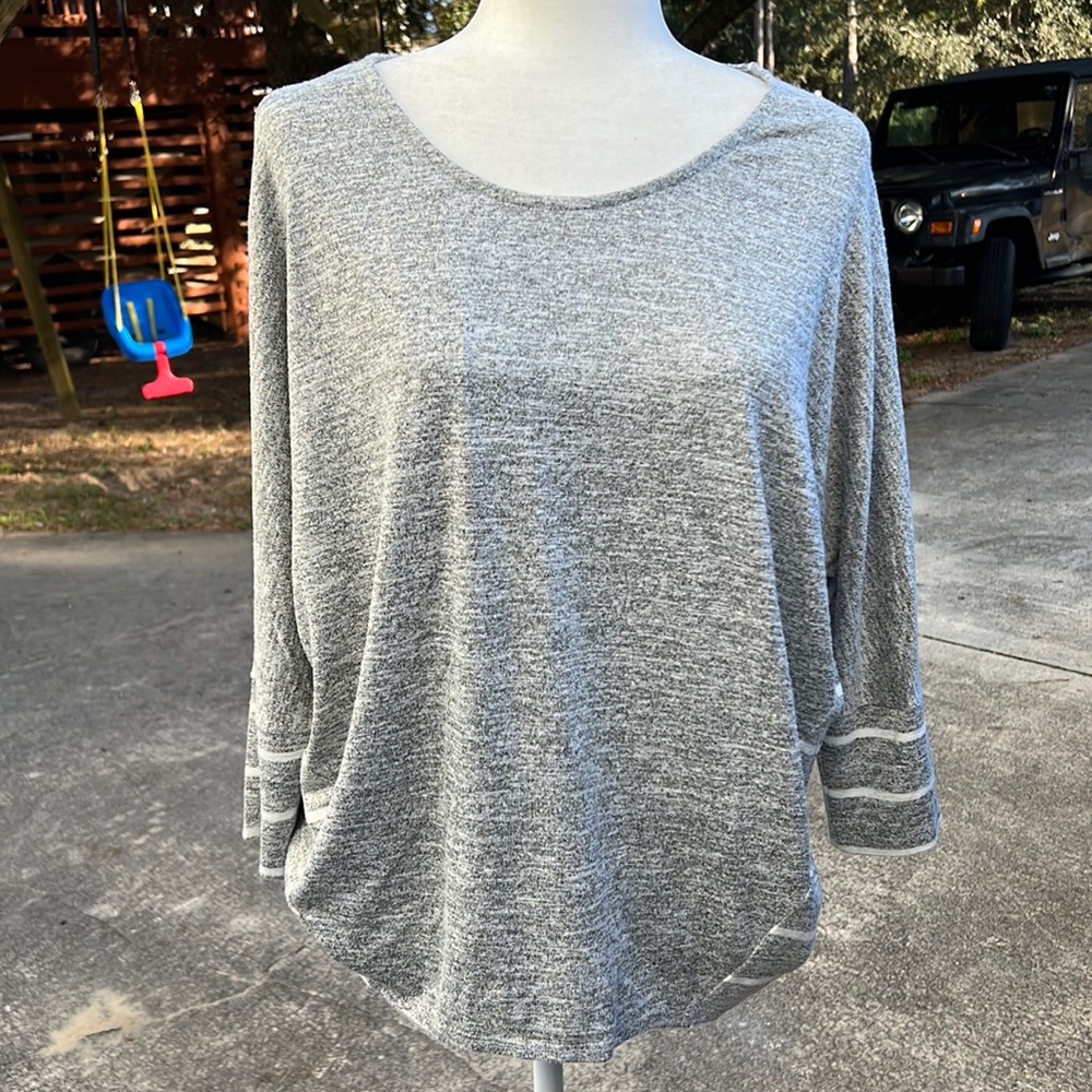 Grey striped white grey shirt
